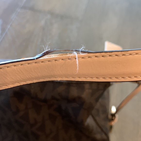 Michael Kors Handbag - Picture 2 of 9